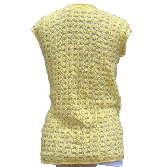 Vintage 70s Yellow Crochet Vest Button Front Pristine Condition Handmade - Picture 3 of 10
